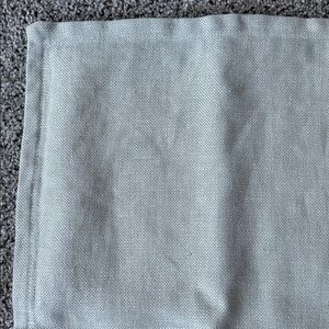 Restoration Hardware 100% Linen Lt Blue 24” x 24” Pillow Covers, Set of 2, EUC